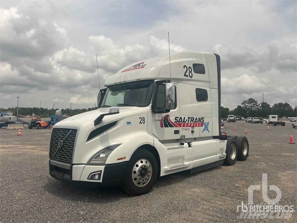 Volvo VNL760 Trekkers