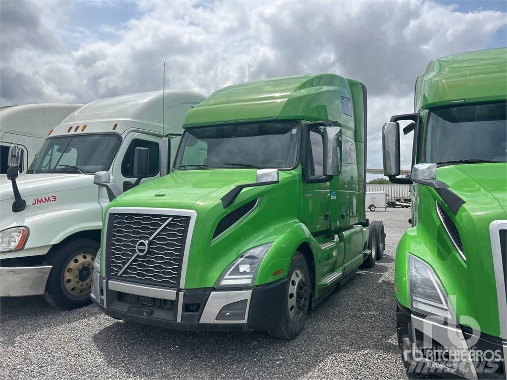 Volvo VNL760 Trekkers