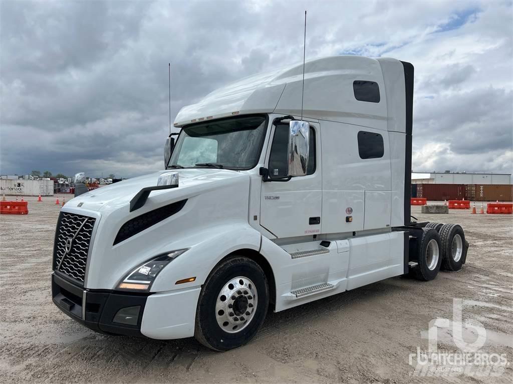 Volvo VNL760 Trekkers