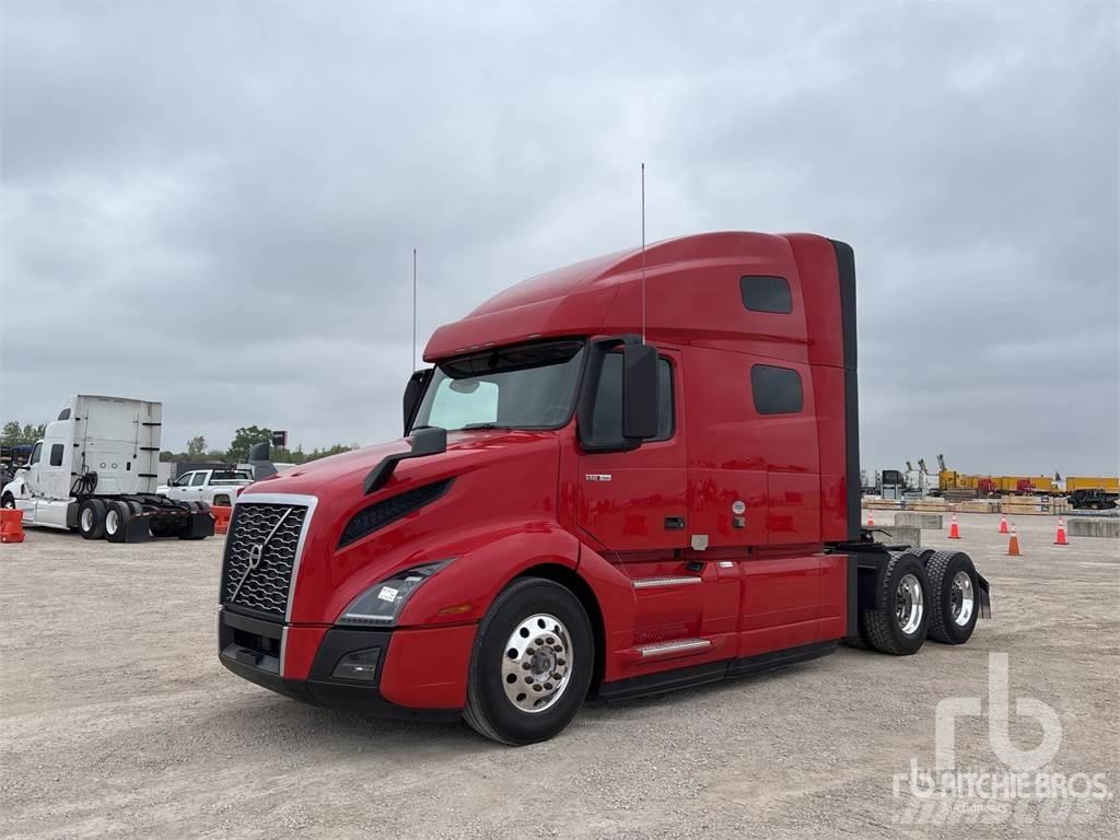Volvo VNL760 Trekkers