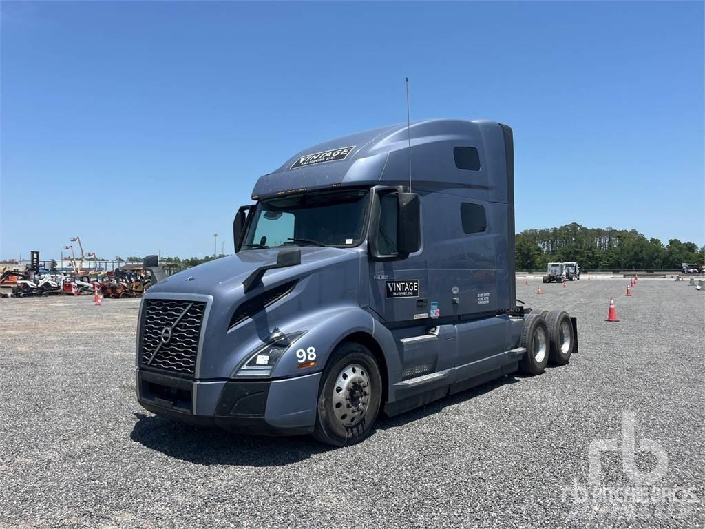Volvo VNL760 Trekkers