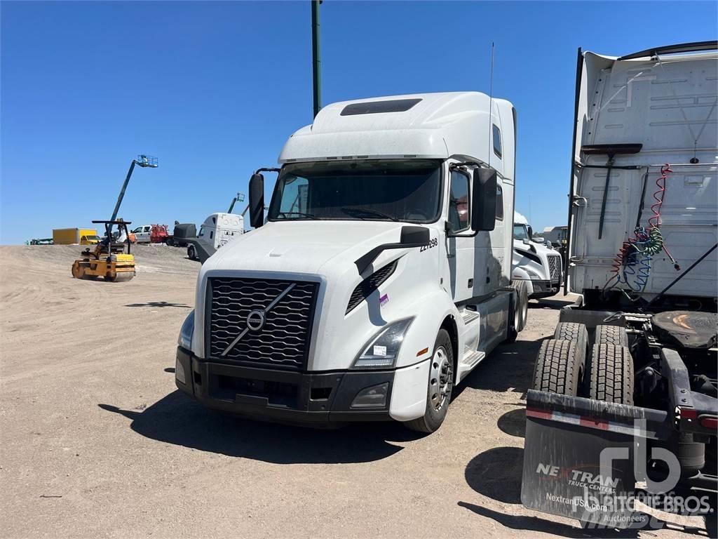 Volvo VNL860 Trekkers