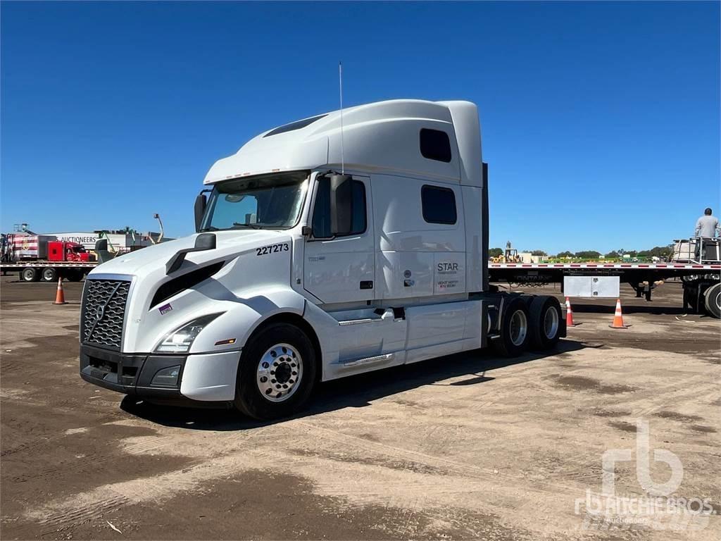 Volvo VNL860 Trekkers