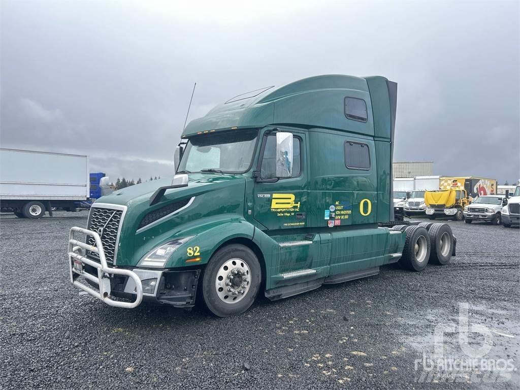 Volvo VNL860 Trekkers