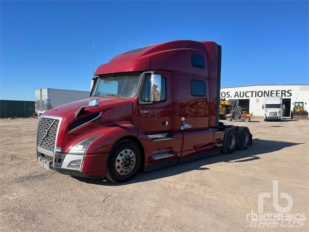 Volvo VNL860 Trekkers