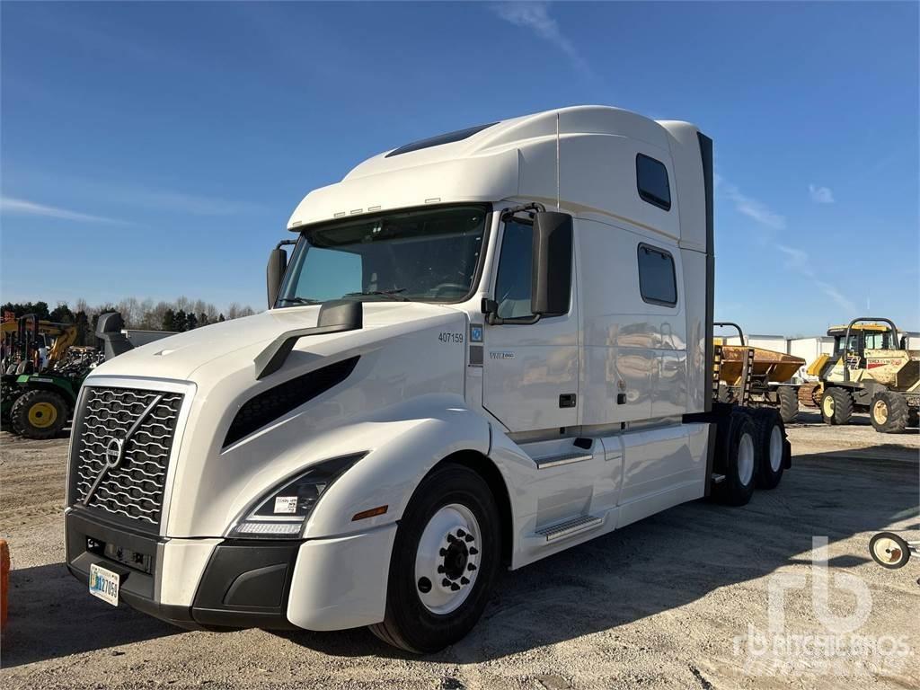 Volvo VNL860 Trekkers