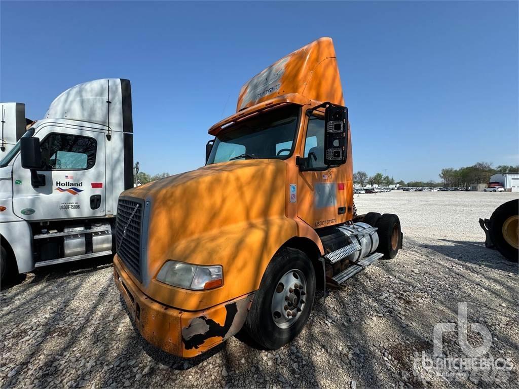 Volvo VNM Trekkers
