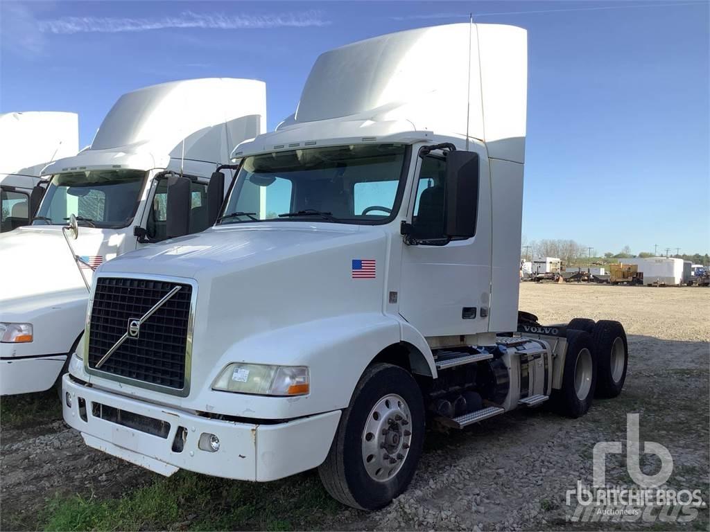 Volvo VNM Trekkers