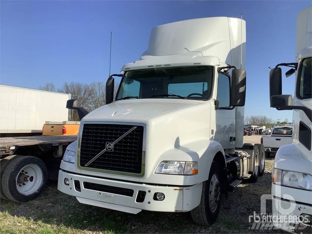 Volvo VNM Trekkers