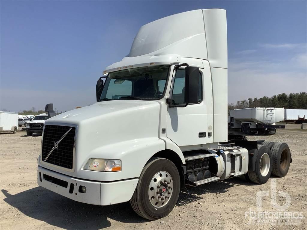 Volvo VNM Trekkers