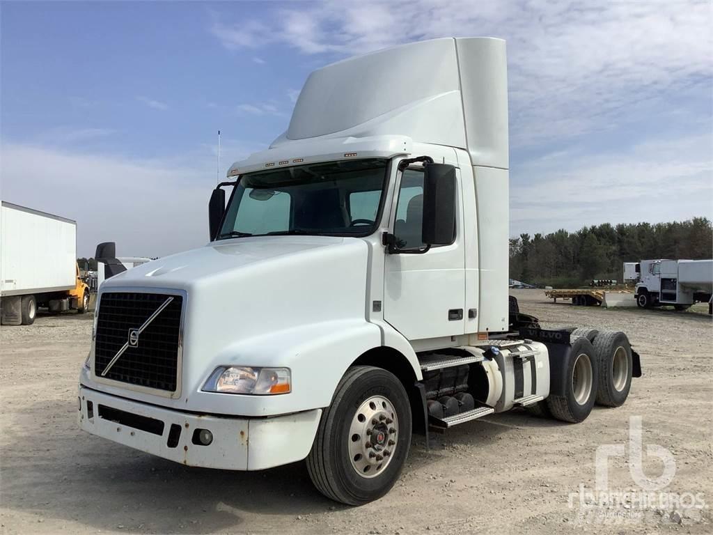 Volvo VNM Trekkers