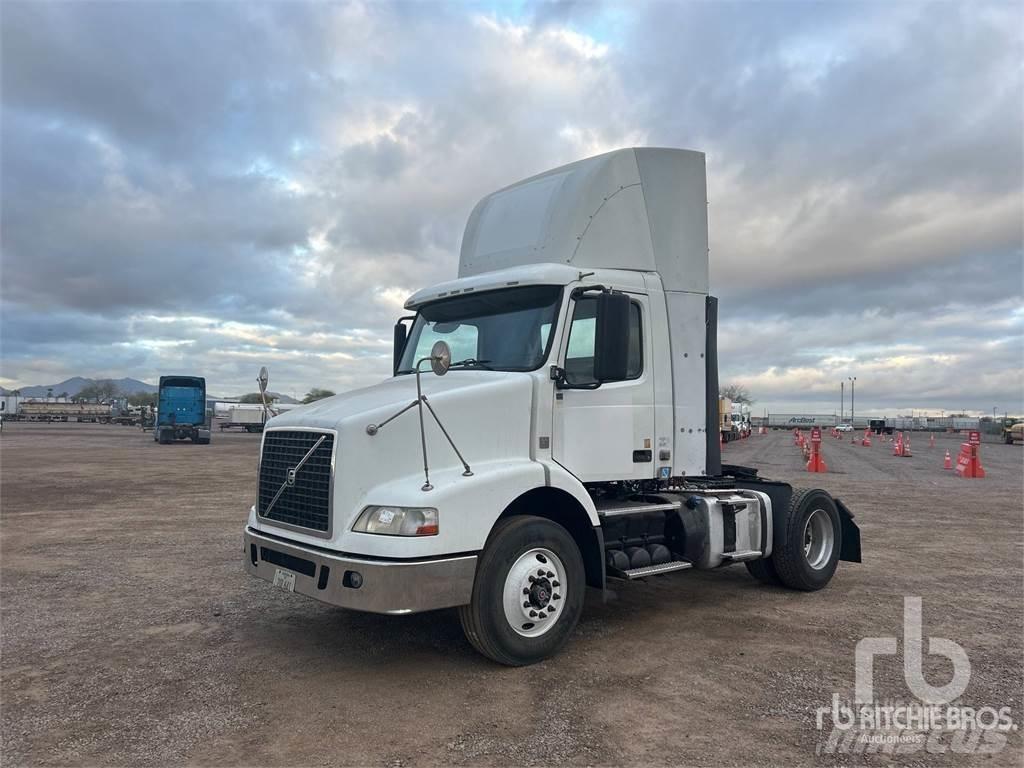 Volvo VNM Trekkers