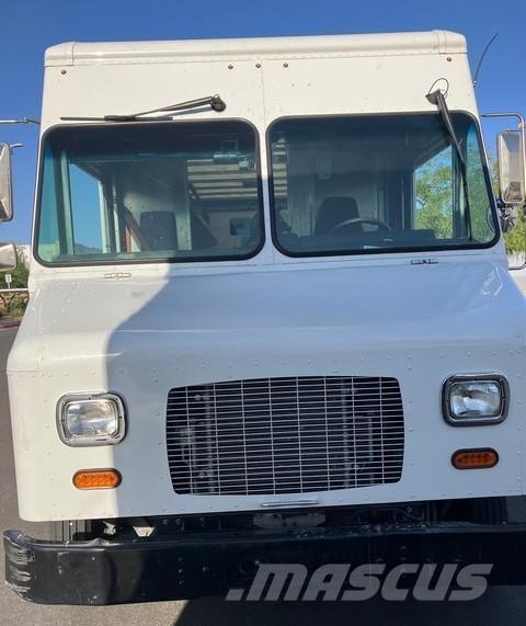 Ford P1000 F59 Bakwagens met gesloten opbouw