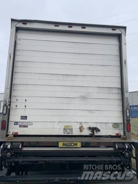 Hino 268 Bakwagens met gesloten opbouw