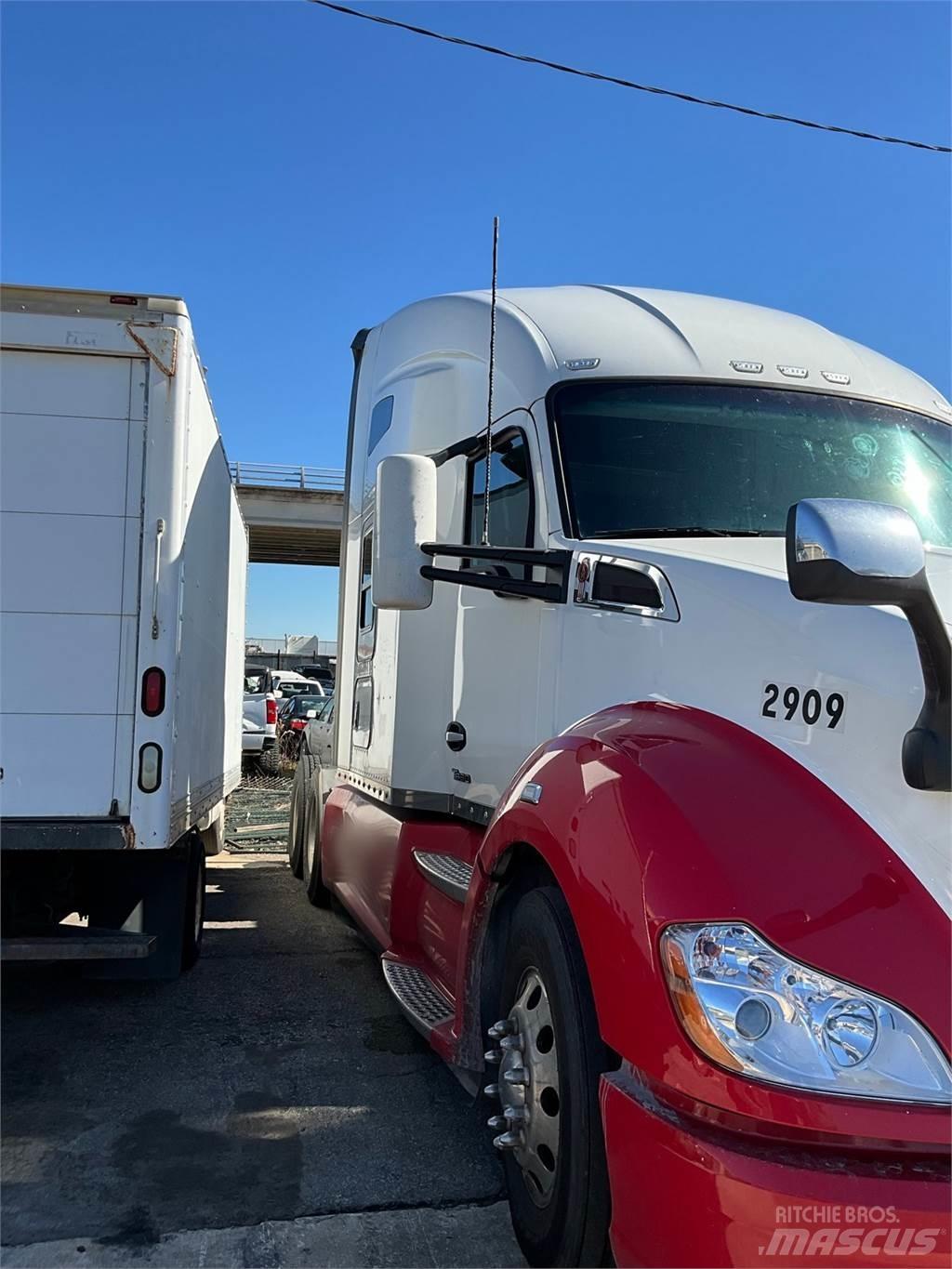 Kenworth T680 Trekkers