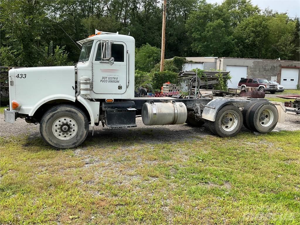 Peterbilt 357 Trekkers