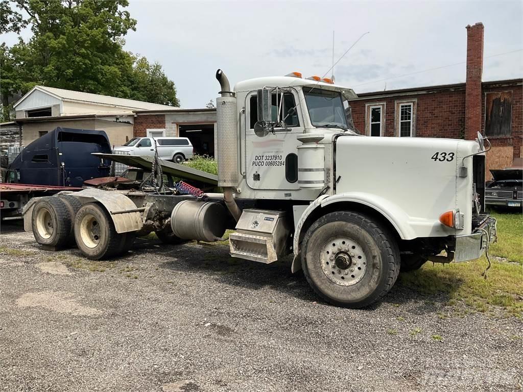 Peterbilt 357 Trekkers