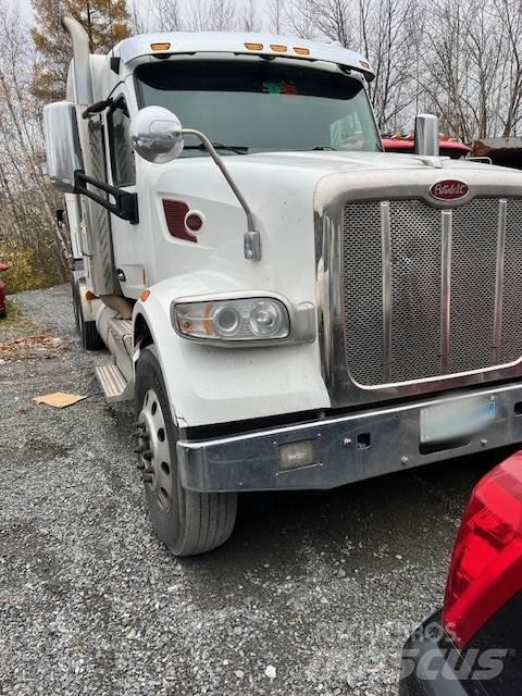 Peterbilt 567 Trekkers