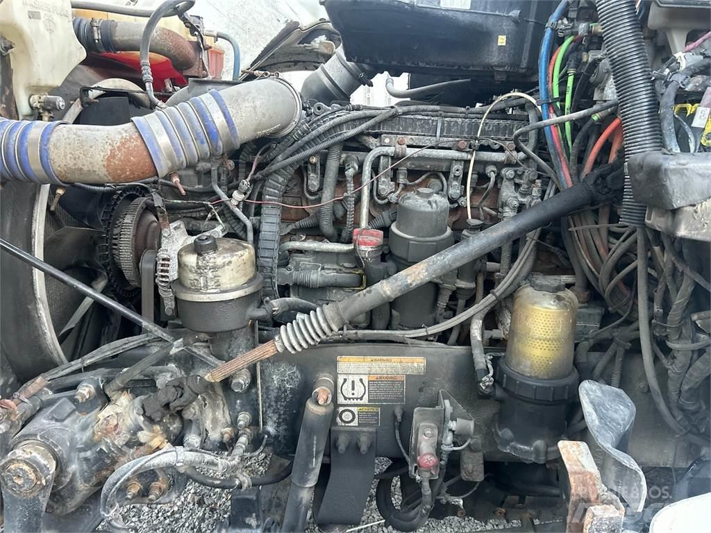 Peterbilt 567 Trekkers