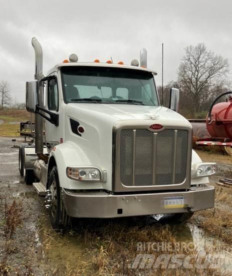 Peterbilt 567SB Trekkers