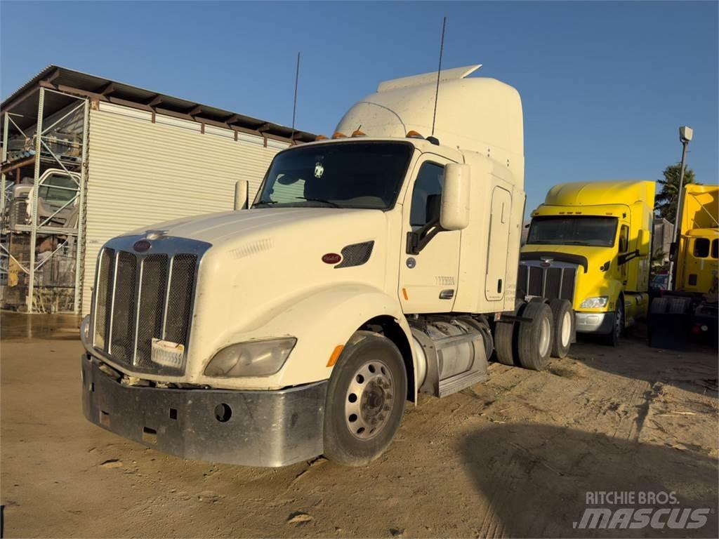 Peterbilt 579 Trekkers