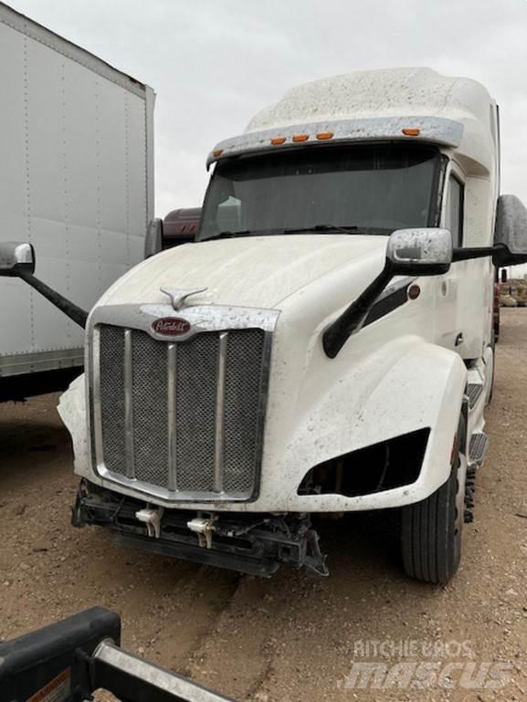 Peterbilt 579 Trekkers