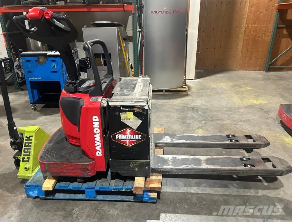 Raymond 8410 Laden en Lossen - overige