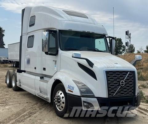 Volvo VNL64T670 Trekkers