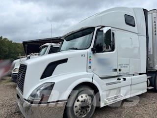 Volvo VNL64T780 Trekkers