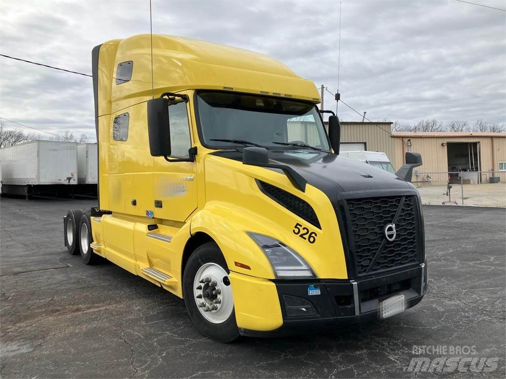 Volvo VNL760 Trekkers