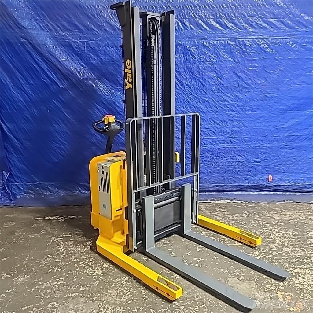Yale MSW040 Zelfrijdende stapelaars