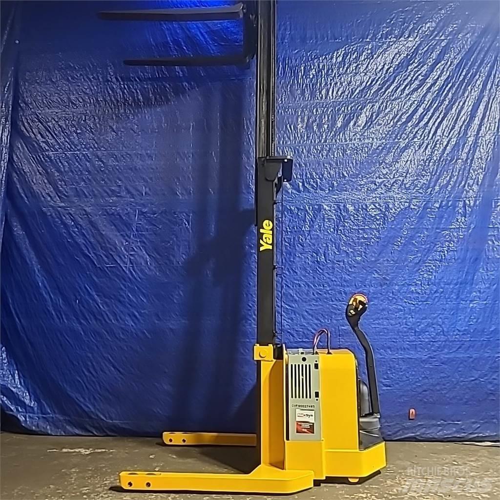 Yale MSW040 Zelfrijdende stapelaars