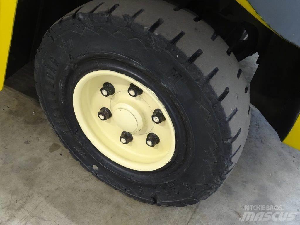 Yale GDP70VX Diesel heftrucks
