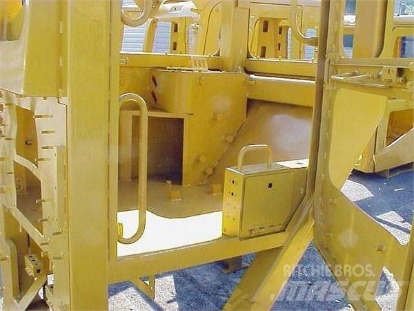 CAT  Cabine en interieur