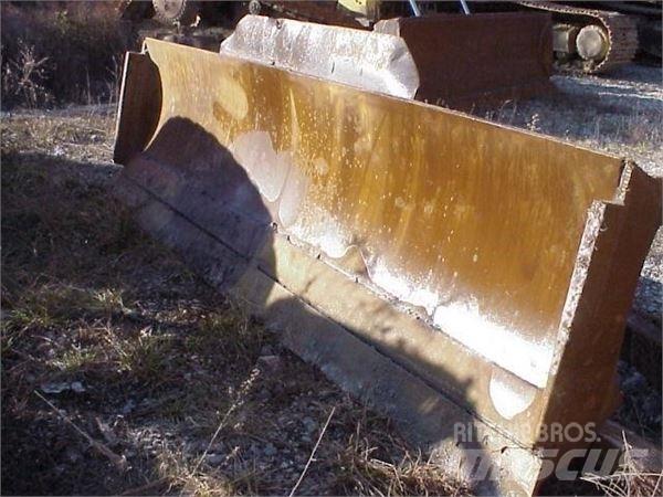 CAT 1083973 Bladen