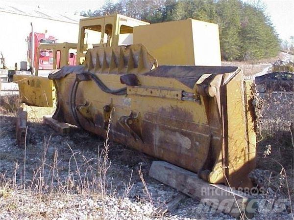 CAT 1083973 Bladen