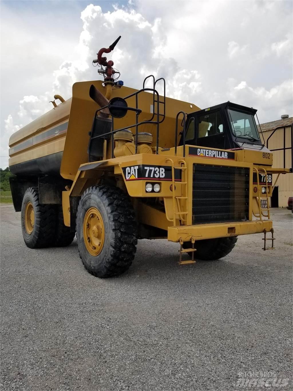 CAT 773B Water tankwagens
