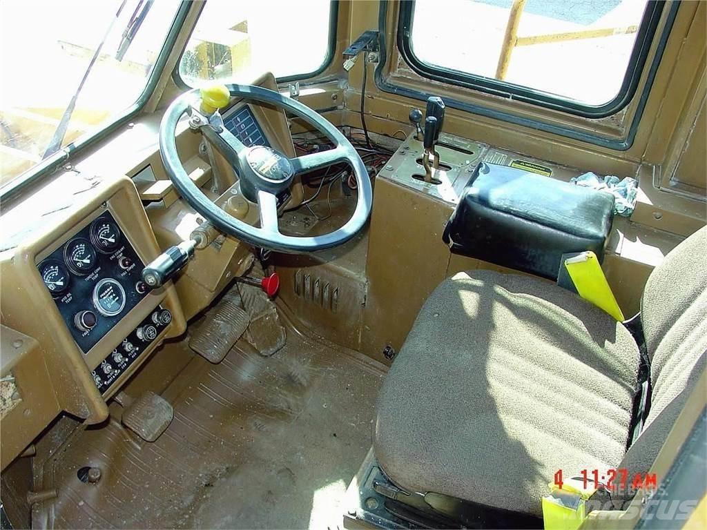 CAT 988B Wielladers
