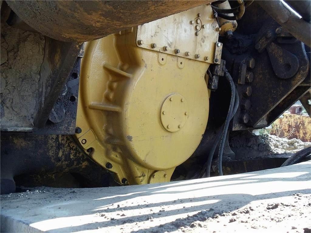 CAT D10N Rupsdozers