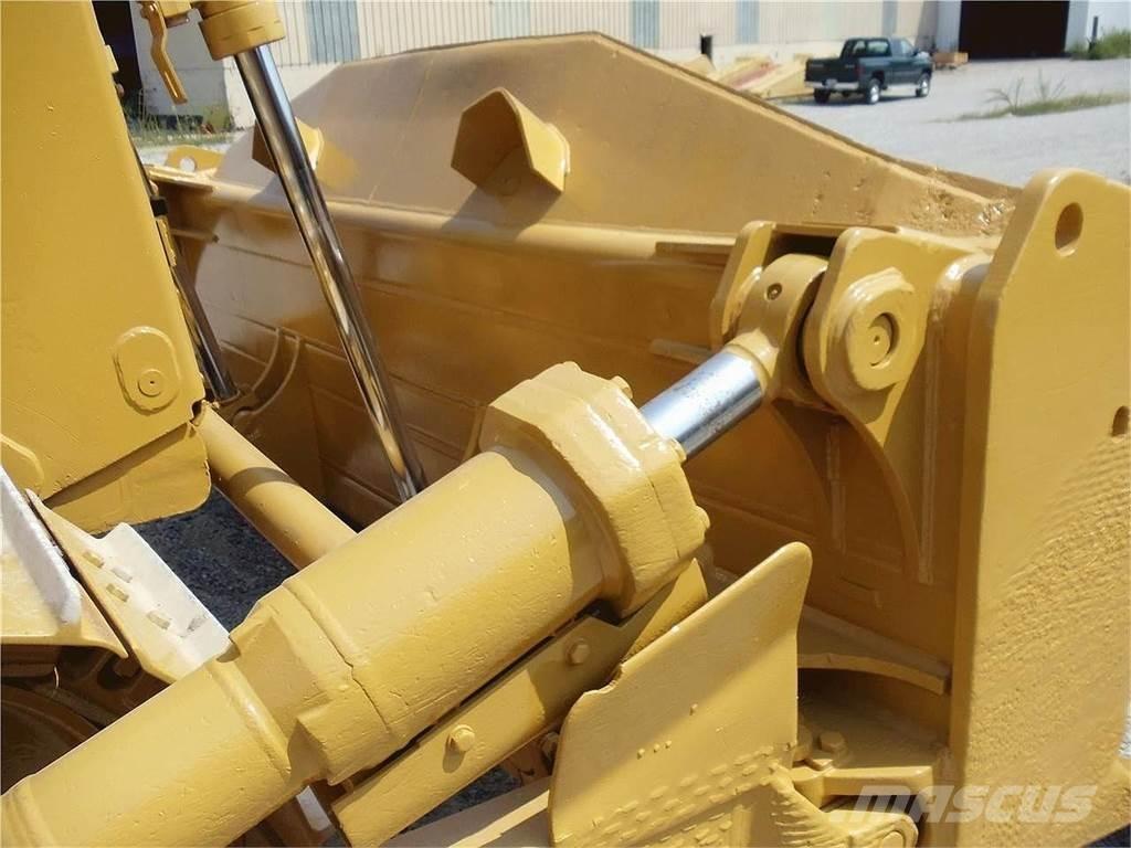 CAT D8N Rupsdozers