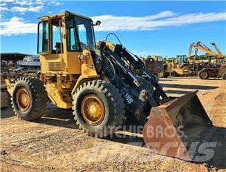 CAT IT18B Wielladers