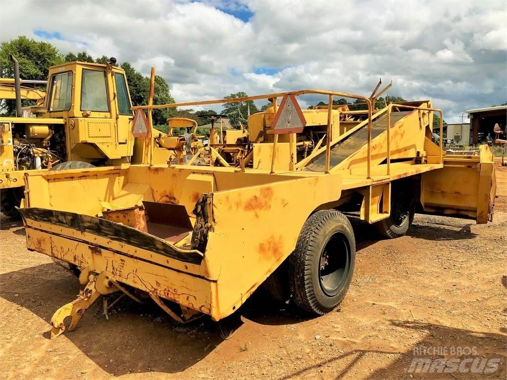 Etnyre M220-11 Bouw - Overige