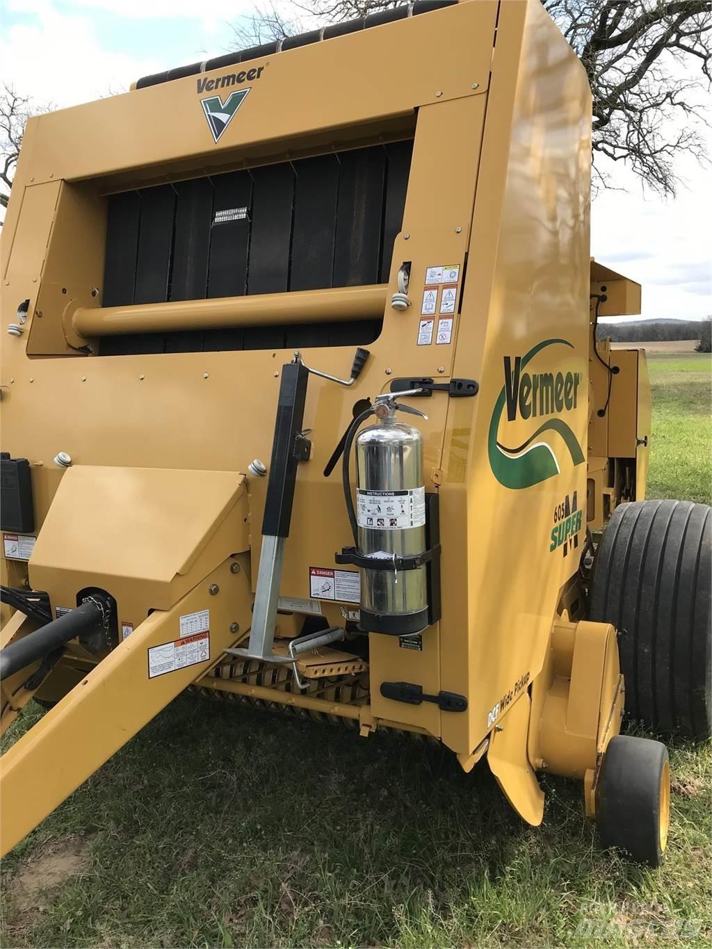 Vermeer 605SM Ronde-balenpersen