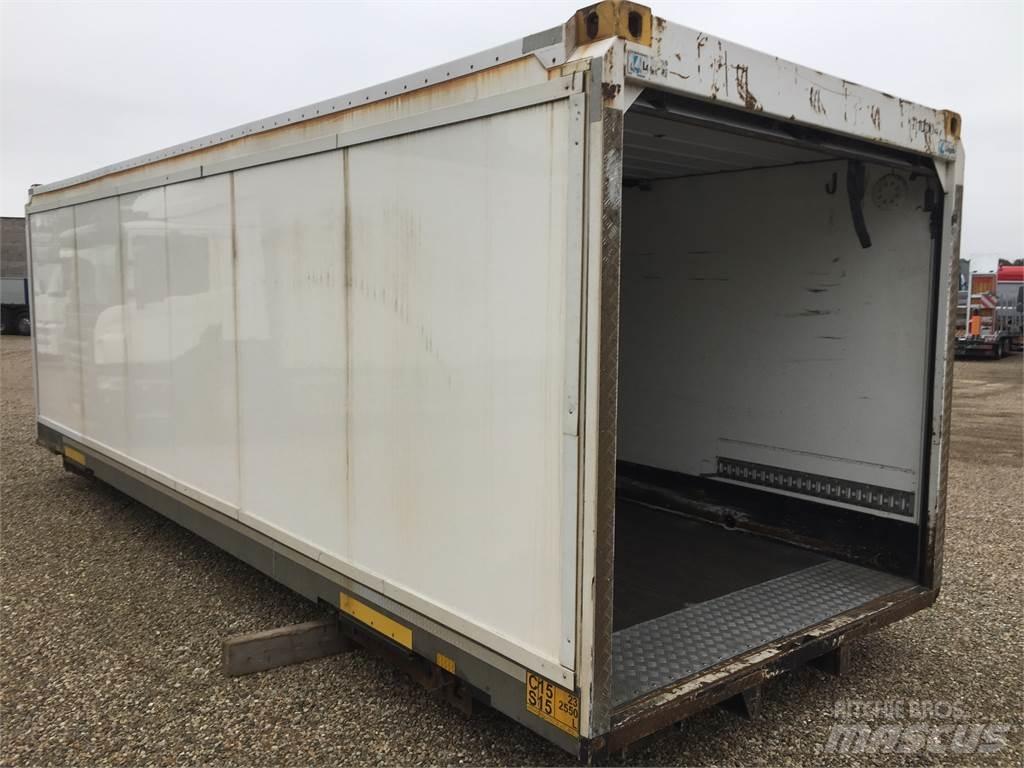  7450 mm med rulleport Gesloten opleggers