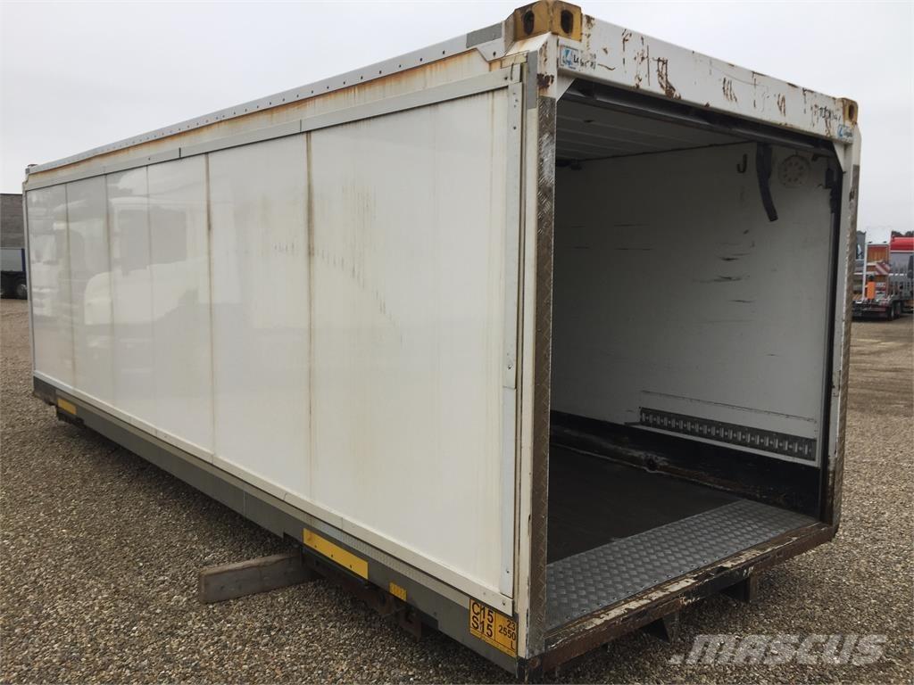  7450 mm med rulleport Gesloten opleggers