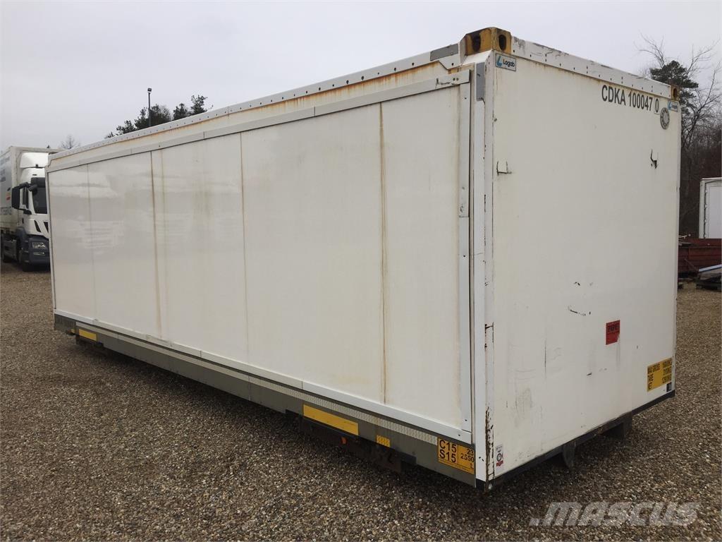  7450 mm med rulleport Gesloten opleggers