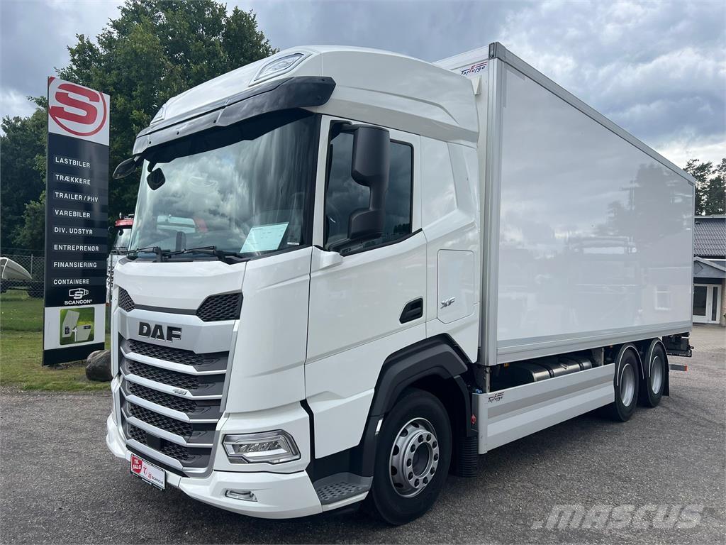 DAF XF480 FAS 6x2 Bakwagens met gesloten opbouw