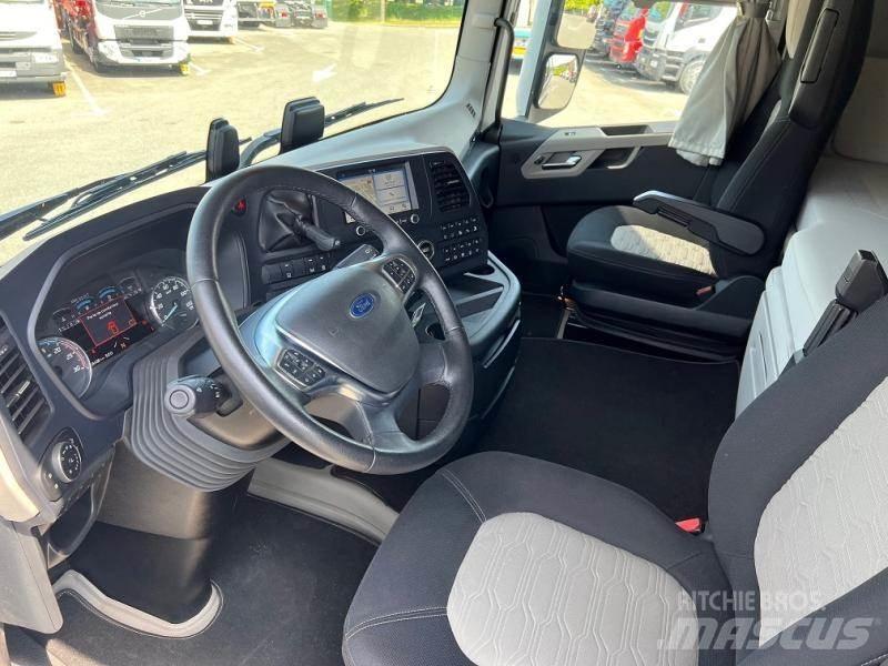 Ford F-MAX Trekkers