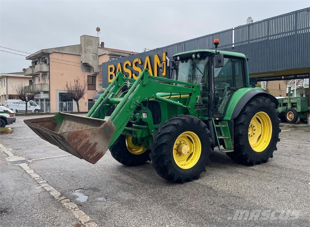 John Deere 6420 S Tractoren