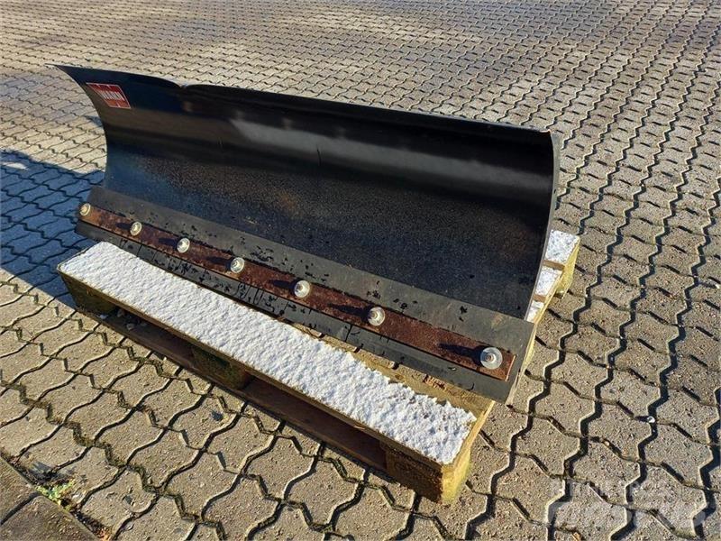  - - -  Warn Sneeuwschuivers en -ploegen